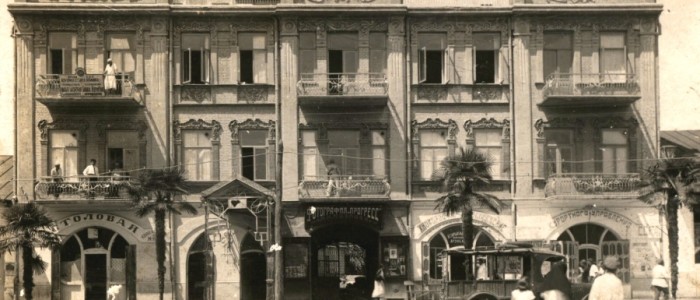 Здание гостиницы 